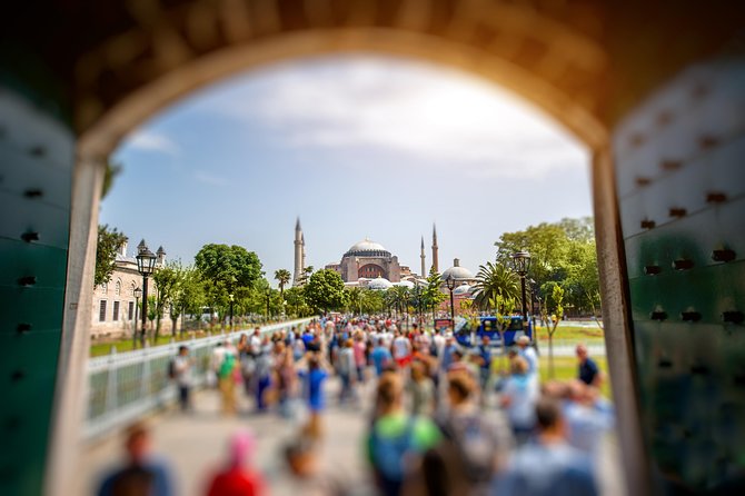 1-Day Private Istanbul Layover Tour - Stop 1: Blue Mosque (Sultan Ahmed Mosque) with fast orientation