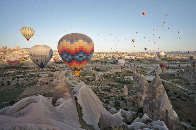10-Days Istanbul, Ephesus, Pamukkale, Antalya & Cappadocia Tour - Day 1 in Sultanahmet: land close to the landmarks