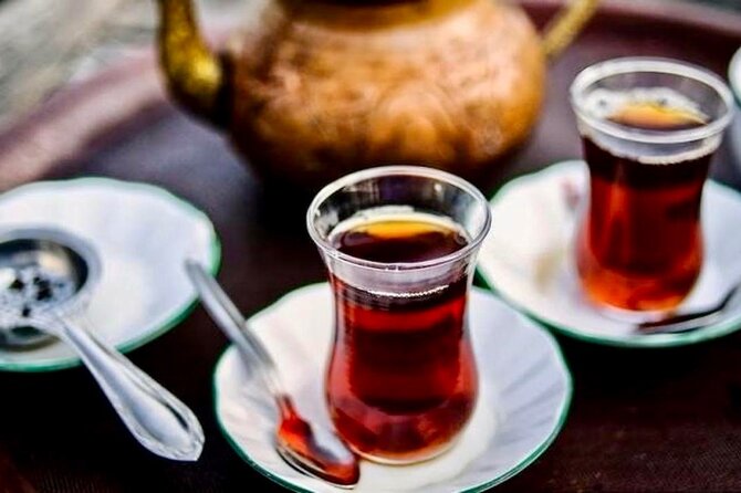 10 Tastings of Istanbul Foodie Tour - Stop 2: Istiklal Caddesi and the Passage-Hopping Feeling