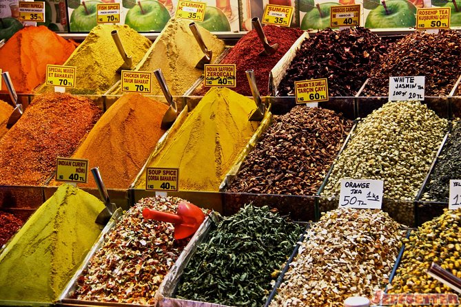 2-Day Private Istanbul: Old City + Food Tour (Tickets+Tastings) - Private guide + public transport: what you gain (and why it matters)