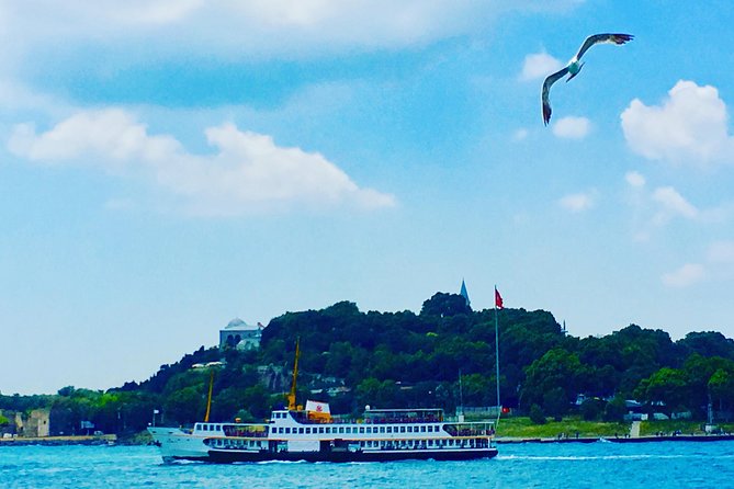 2-Day Private Istanbul: Old City + Food Tour (Tickets+Tastings) - Day 2: Karaköy breakfast, Tophane sweets, and Kadıköy’s fish market