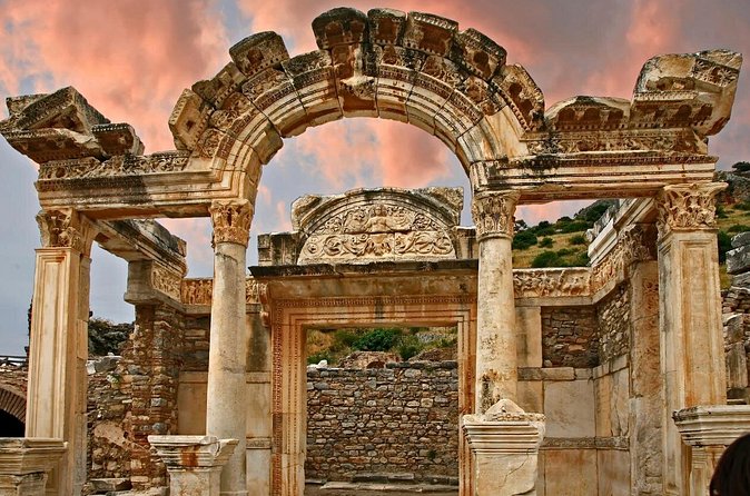 2-Day Private Istanbul to Ephesus Tour by Flight & Hotel - Overnight Near Ephesus: Why Sleeping Here Matters