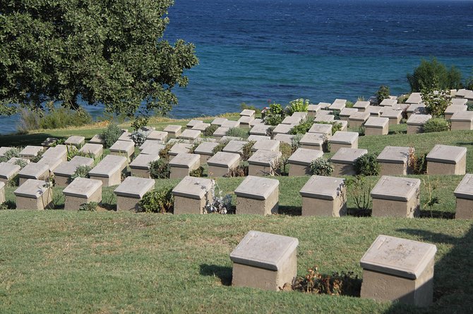 2-Day Troy and Gallipoli Tour from Istanbul - Troy: archaeology first, then the Trojan Horse moment