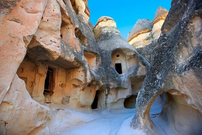 2 Days Cappadocia Tour from Istanbul and Hot Air Balloon Flight - Rose Valley hike and sunset timing in Kızılçukur