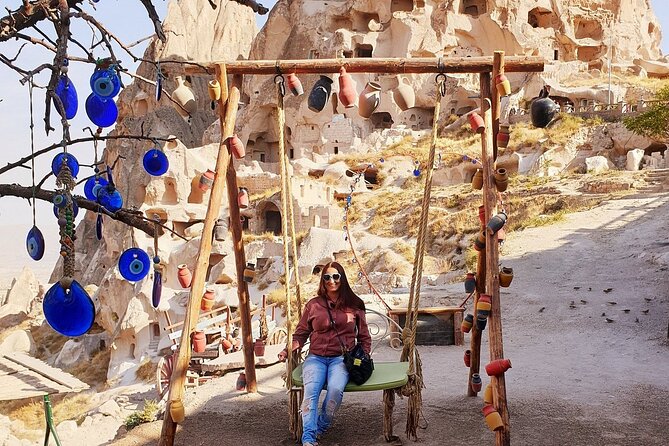2 Days Cappadocia Tour from Istanbul with Optional Balloon - Ortahisar Castle: climbing for views and exploring the village streets
