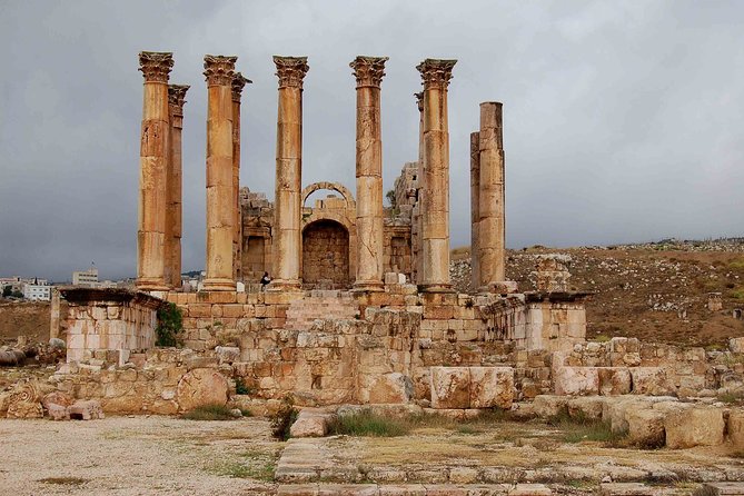 2 Days Ephesus and Pamukkale from Istanbul - Day 2: Pamukkale and Hierapolis, starting with the 3-hour drive