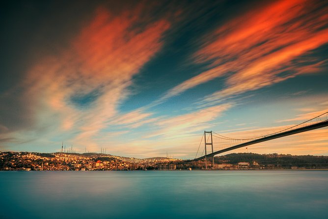 2-Hour Private Luxury Yacht Cruise on Bosphorus with Transfers - From your hotel to the yacht: the smooth start that matters