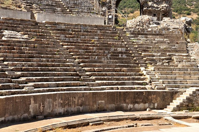 3-Day Small-Group Tour from Istanbul to Kusadasi: Troy, Gallipoli, ANZAC Battlefields and Ephesus Ancient City - Hotels in Çanakkale and Kusadasi: real rest between big days