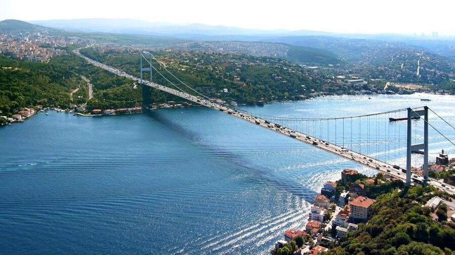 3-Hour Boat Tour with 1 hour break on the Asian Side - The Mevhibe Çekirdek Effect: Getting More Than Just Views
