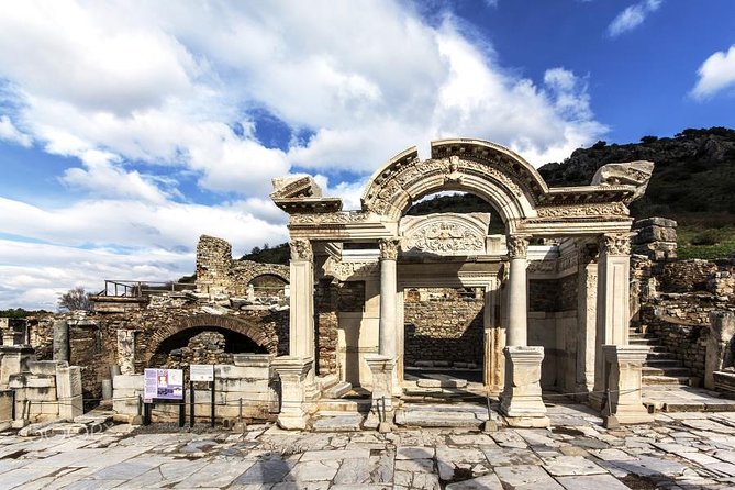 4 Day Turkey Tour : Cappadocia, Ephesus and Pamukkale - Day 4 Pamukkale and Hierapolis: white terraces, thermal pools, and the Necropolis