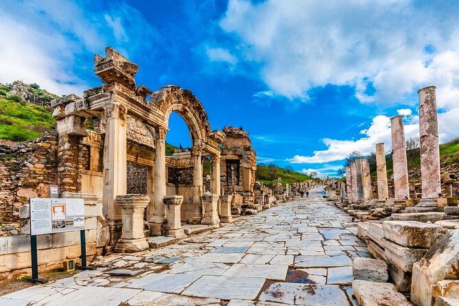 4-Days Cappadocia, Pamukkale and Ephesus Tour from Istanbul - Day 3: Pamukkale Natural Park, Karahayit red spring, Hierapolis ruins, and the Cotton Castle walk