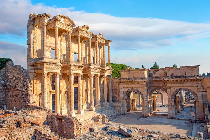 6-Day Turkey Tour from Istanbul: Gallipoli, Troy, Ephesus, Pamukkale and Cappadocia - Pamukkale and Hierapolis: travertines, Cleopatra’s Pool, and UNESCO ruins