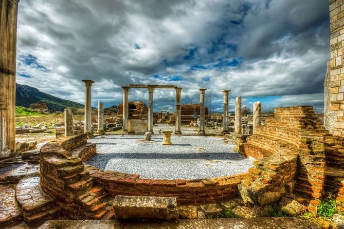 7 Days Turkey Tour Package: Istanbul, Cappadocia, Ephesus, Pamukkale - by Flight - Day 5 Ephesus: Artemis, Celsus, Virgin Mary House, and the old theater vibe