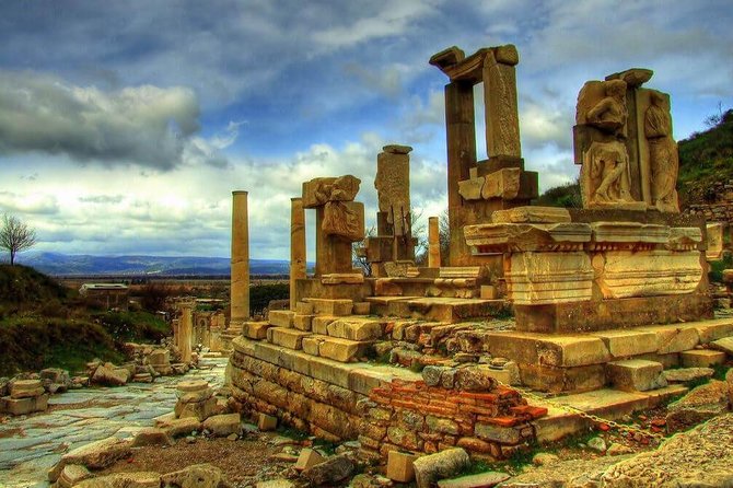 8 Day Turkey Tour; Istanbul, Gallipoli, Troy, Pergamon, Ephesus, Pamukkale - Istanbul First: Sultanahmet + Hagia Sophia and Topkapi without the chaos