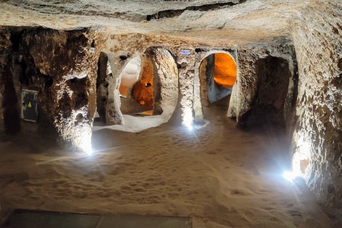 8 Days Istanbul, Cappadocia, Konya, Pamukkale, Ephesus by flights - Istanbul on Foot: From Hippodrome to the Grand Bazaar