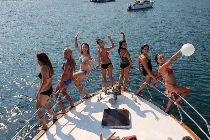 8-Hours Private Swimming Luxury Yacht Cruise to Princes' Island - Price and value: what $1,384.62 covers (and what it doesn’t)