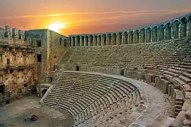 9 Days Turkey Package İstanbul Cappadocia Pamukkale Ephesus - Pamukkale and Hierapolis: Cotton Cliffs, salt terraces, and Roman ruins