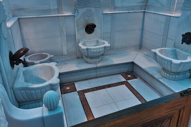 Acemoglu Historical Turkish Bath with Private Options - Locker Rooms and Transitions: Where Your Comfort Gets Tested