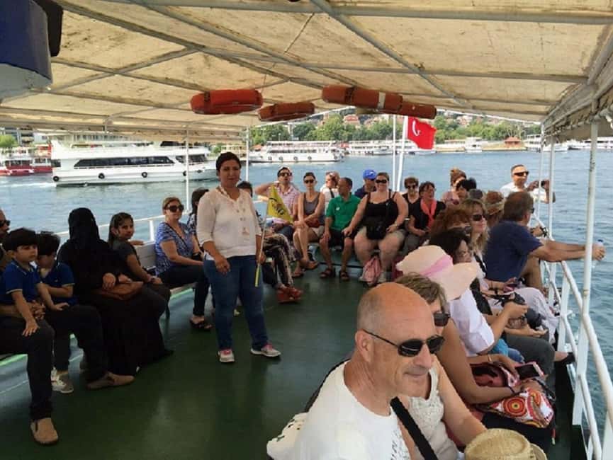 Afternoon Cruise on the Bosphorus and Golden Horn - The palaces: why they look different when you’re moving