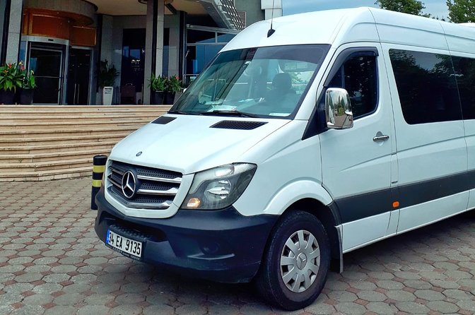 Airport transfer Istanbul - European Side vs Asian Side: pricing and what it means for your route