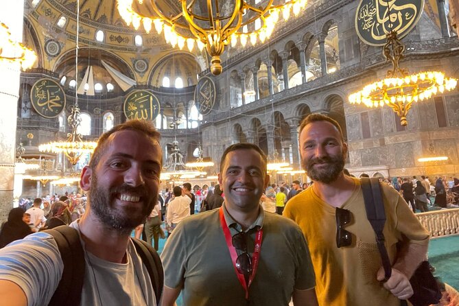 All-in-One Istanbul Highlights :Private Full Day Tour in Old City - Topkapi Palace: sultans, rooms, and the Harem question