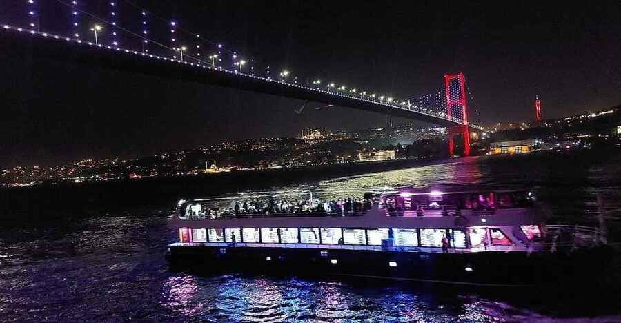 All Inclusive; Istanbul Bosphorus Dinner Cruise w/live shows - Price and logistics: why $83 can be a fair deal