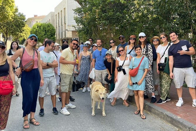 Alternative Tour; Daily Life, Customs, Stories - Tip Based Tour - Beyazıt Square: a public space for debates past and present