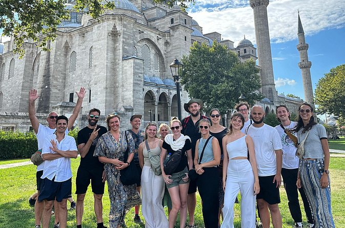 Alternative Tour; Daily Life, Customs, Stories - Tip Based Tour - Suleymaniye Mosque: the garden view that teaches the city’s shape