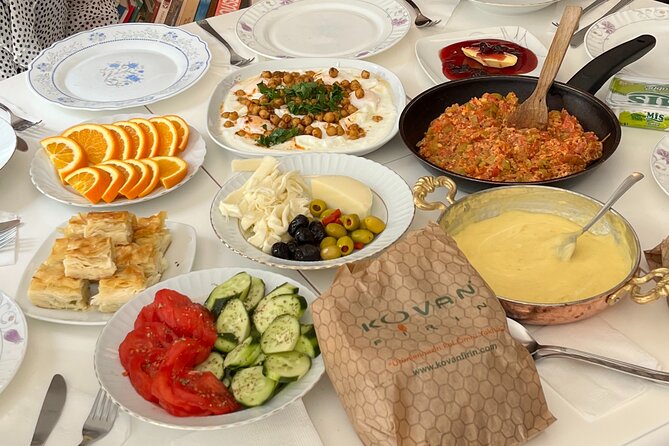 Authentic Turkish Antioch Breakfast with Local Sisters - Eggs with Sucuk: A Spicy-Savory Breakfast Shortcut