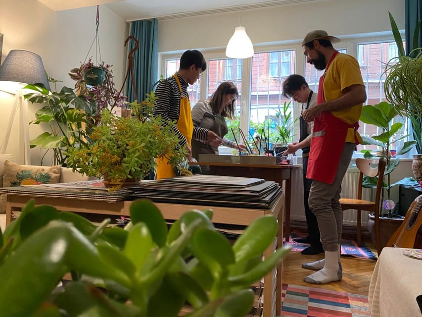 Authentic Turkish Art Marbling - Ebru - with Locals at Home - What You’ll Make (and Why It’s a Better Souvenir Than a Photo)