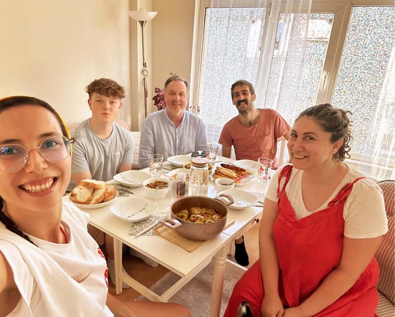 Authentic Turkish Cooking at a Local’s Home in Istanbul - Dinner Table Culture: Sharing the Feast Like It’s a Family Meal