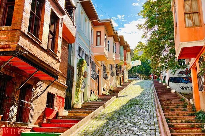 Balat Chore Mosque and Sunset Multiple Tour - 2-hour Bosphorus sunset yacht cruise: the view you came for