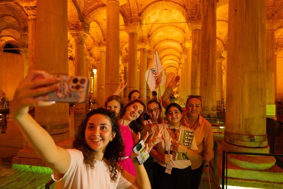 Basilica Cistern Guided Tour & Blue Mosque Audio Guide - Who This Basilica Cistern + Blue Mosque Combo Suits Best