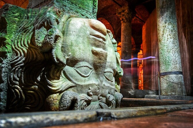 Best of Istanbul: Basilica Cistern - Blue Mosque - Grand Bazaar - Meeting at Foodie-ist Cafe and the Smart Way to Stay Together