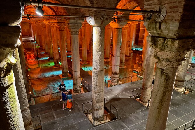 Best of Istanbul: Basilica Cistern - Blue Mosque - Grand Bazaar - Grand Bazaar: Shopping Lab, Market Maze, and a Carpet Weaving Workshop