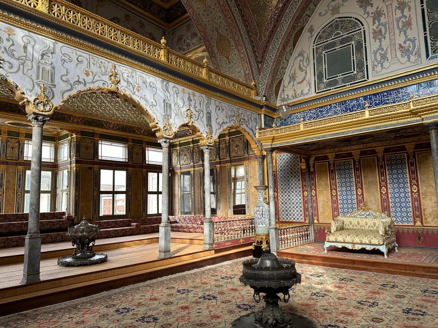 Best of Istanbul in 1 Day: Guided Tour with Bosphorus Cruise - Tickets and Skip-the-Line Options: Where Value Can Flip
