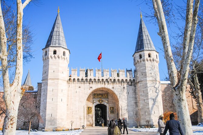 Best of Istanbul Tour - Topkapi Palace and Ottoman Power in Real Space