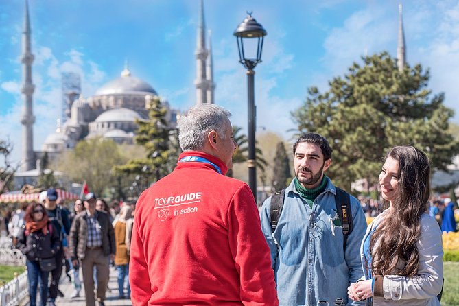 Blue Mosque and Sultanahmet Tour - Finding the start: Binbirdirek to Dsign Cafe
