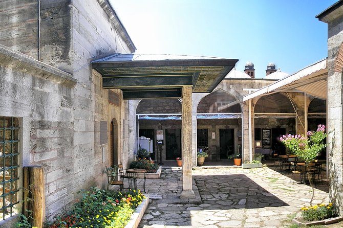 Blue Mosque Sultanahmet Old Town and Hippodrome Walking Tour - Key highlights to expect