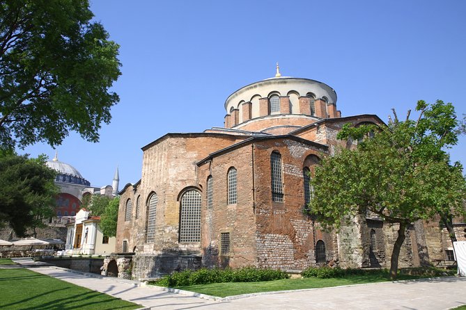 Blue Mosque Sultanahmet Old Town and Hippodrome Walking Tour - Why this Sultanahmet walk fits a busy Istanbul day