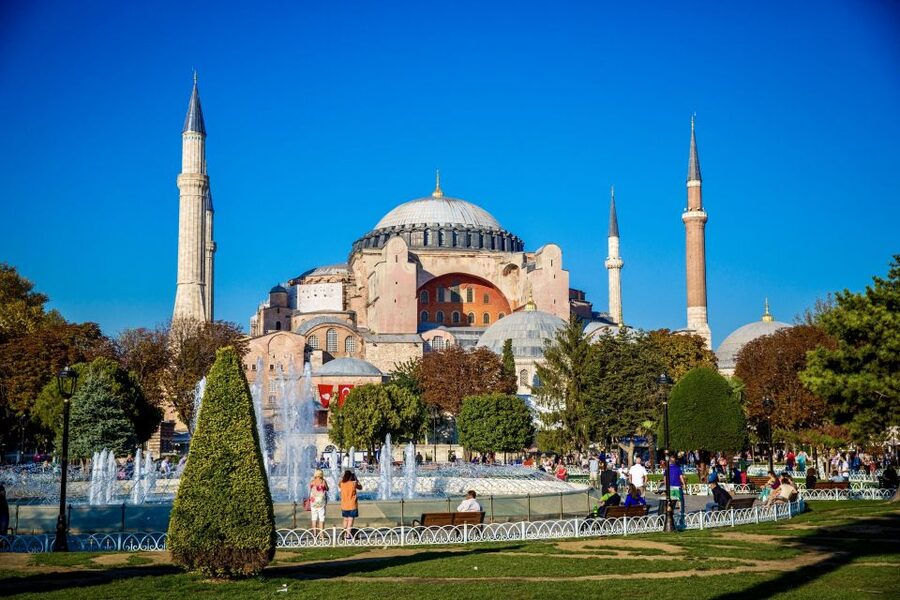 Blue Mosque, Topkapı Palace and Harem Guided Tour - Skip the Worst Delays: Priority Access and Express Security