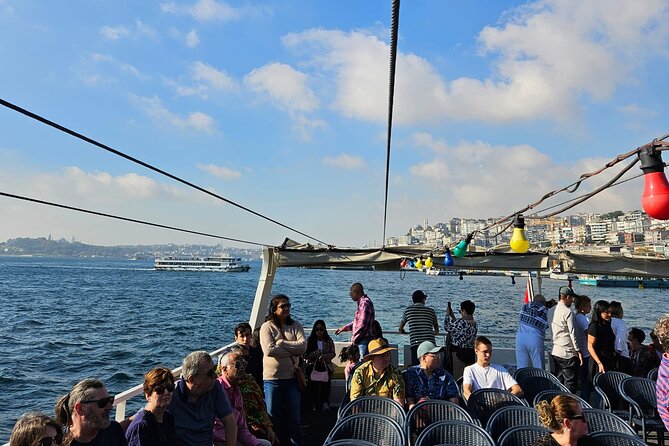 Bosphorus Boat Tour 3 Hour with Asian Side Stop in Istanbul - A Low-Cost Way to Do the Bosphorus Bridges and Palaces