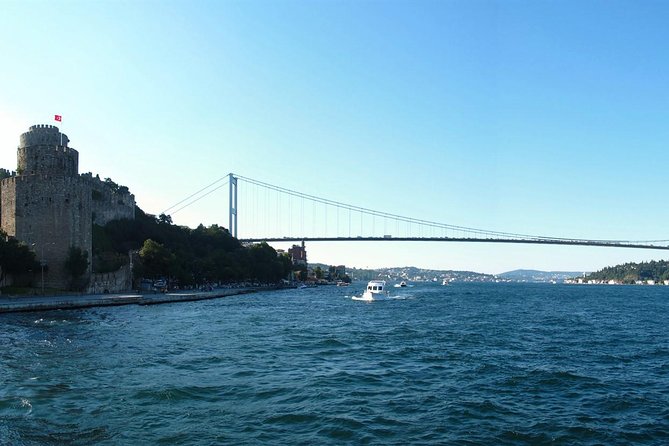 Bosphorus Cruise and Two Continents Tour with Lunch - A Bosphorus day that connects Europe and Asia