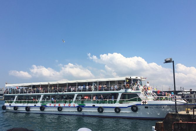 Bosphorus Cruise With Dolmabahçe Palace and Fortresses - Timing that feels humane: how the day flows and where lunch fits