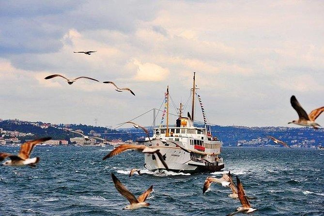 Bosphorus Cruise with Dolmabahce Palace and Istiklal Street Tour - Should you book this Bosphorus + Palace + Istiklal day?
