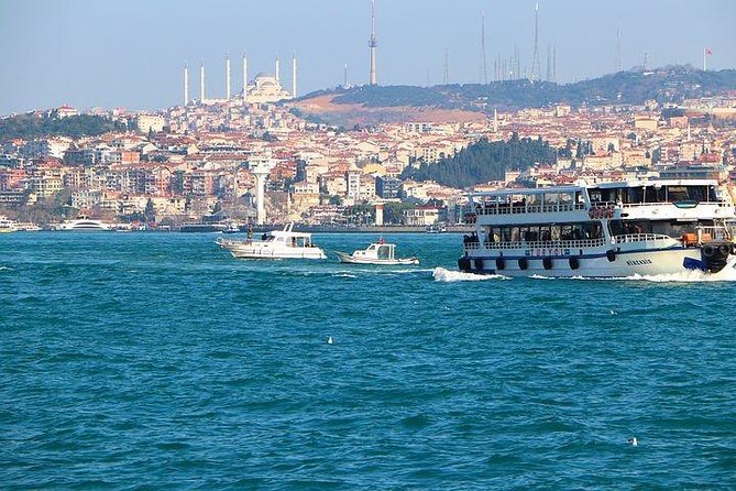 Bosphorus Cruise with unlimited alcohol - A Night Cruise That Puts Europe and Asia on One Route