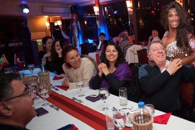 Bosphorus Dinner Cruise & Live Show – Private Table - What to do during the cruise: make the most of photo angles