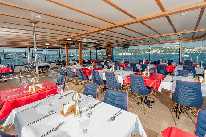 Bosphorus Dinner Cruise & Show with Private Table - The vibe: why a Bosphorus dinner cruise is such a smart Istanbul night