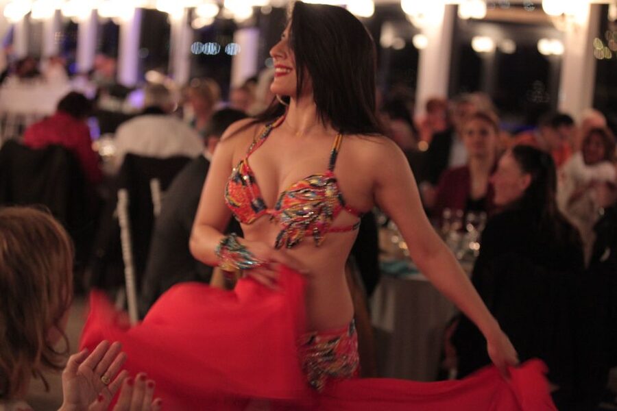 Bosphorus Dinner Cruise with Live Performances Experience - The smartest way to make this night go smoothly