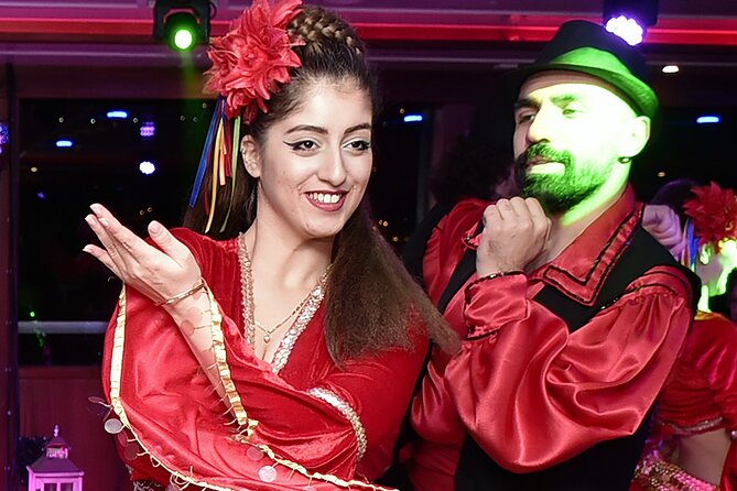 Bosphorus Dinner Cruise with Turkish Night Show Alcoholic Package - How the 8:45 pm Bosphorus Dinner Cruise Creates a Night-View Effect